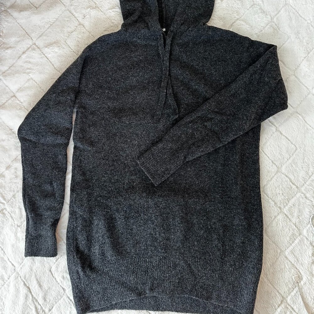 Uniqlo hooded long sweater